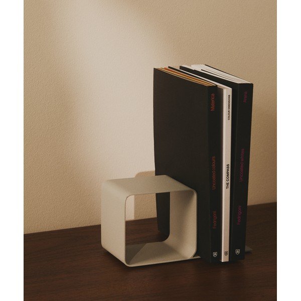 Grāmatu turētājs Mistra – Kave Home-image-1