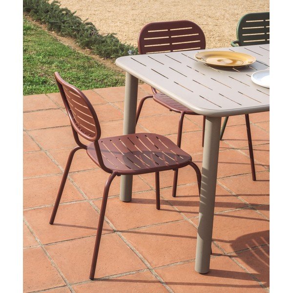 Bordo metāla dārza krēsls Brai – Kave Home-image-4