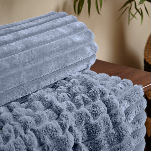 Zils mikroplīša pleds 130x170 cm Cosy Ribbed – Catherine Lansfield-image-2