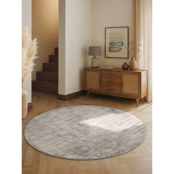 Pelēks ar rokām darināts viskozes apaļš paklājs ø 120 cm Noemi – Vikosa-image-1