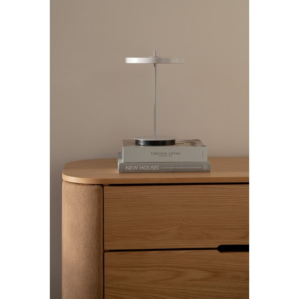 Gaiši pelēka metāla LED galda lampa ar metāla abažūru (augstums 31 cm) Asteria Move – UMAGE-image-1