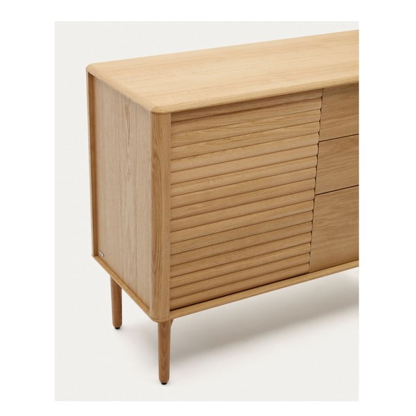 Dabīga toņa zema kumode ar ozolkoka imitāciju 105x86 cm Lenon – Kave Home-image-3