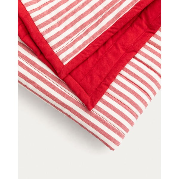 Sarkans stepēts gultas pārklājs no organiskās kokvilnas  180x240 cm Sini – Kave Home-image-1