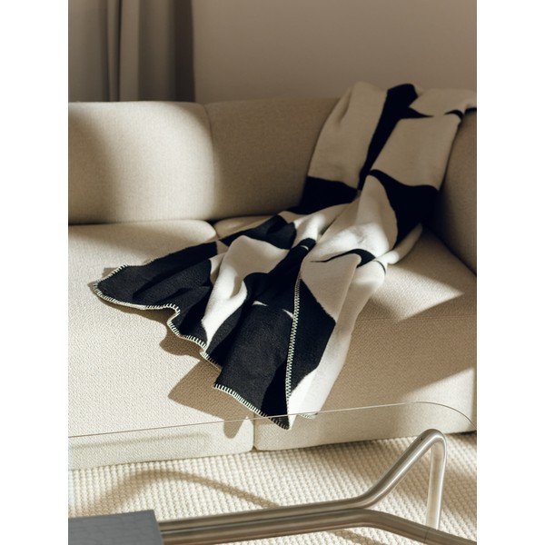 Melns/krēmkrāsas pleds 150x200 cm Tul – noo.ma-image-1