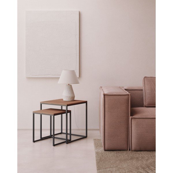 Sānu galdiņi ar valrieksta koka imitācijas galda virsmu (2 gab.) 45x45 cm Yoana – Kave Home-image-1