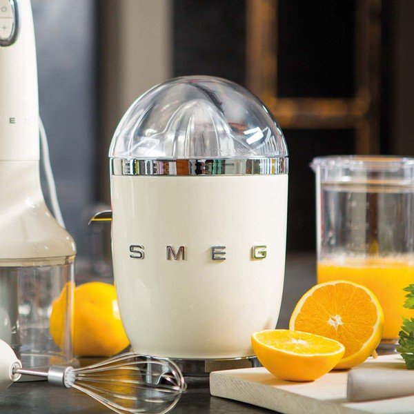 Krēmkrāsas sulu spiede 50's Retro Style – SMEG-image-1