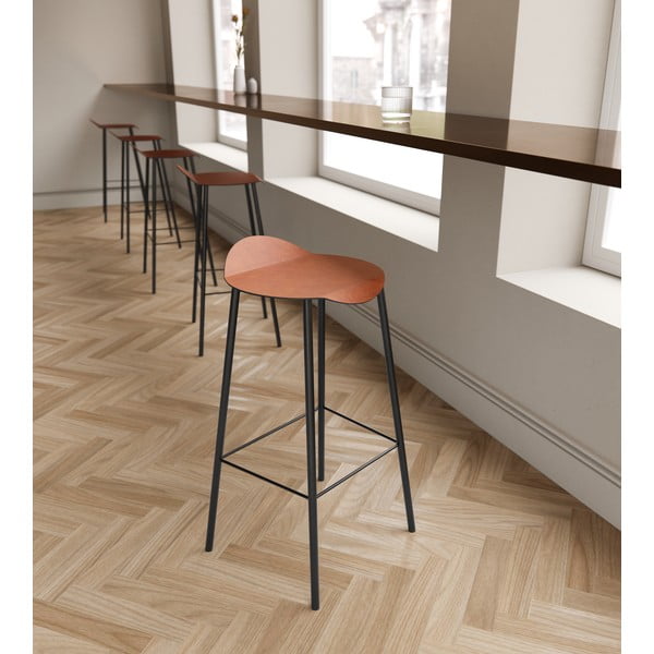 Konjakbrūns ādas bāra krēsls Flamingo Bull – LIND DNA-image-1