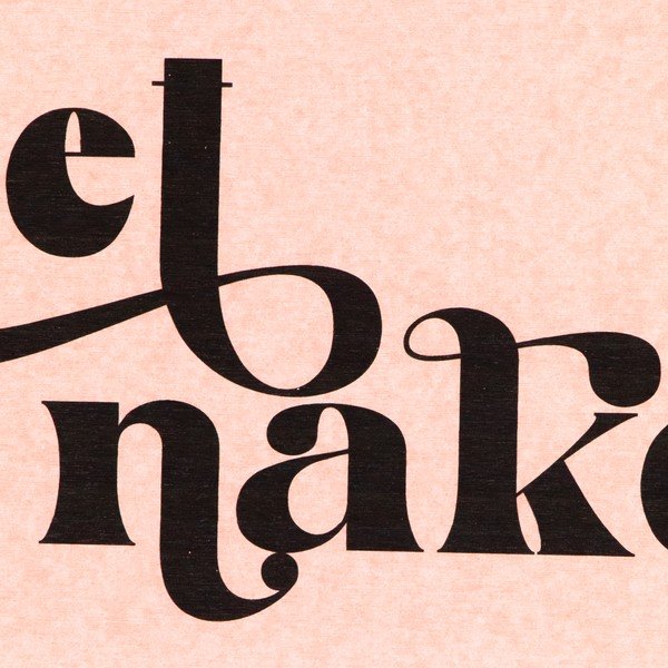 Gaiši rozā diatomīta vannas istabas paklājiņš 39x60 cm Get Naked – Artsy Doormats-image-2