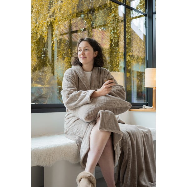 Mikroplīša dekoratīvais spilvens 45x45 cm Pippa – Tiseco Home Studio-image-4