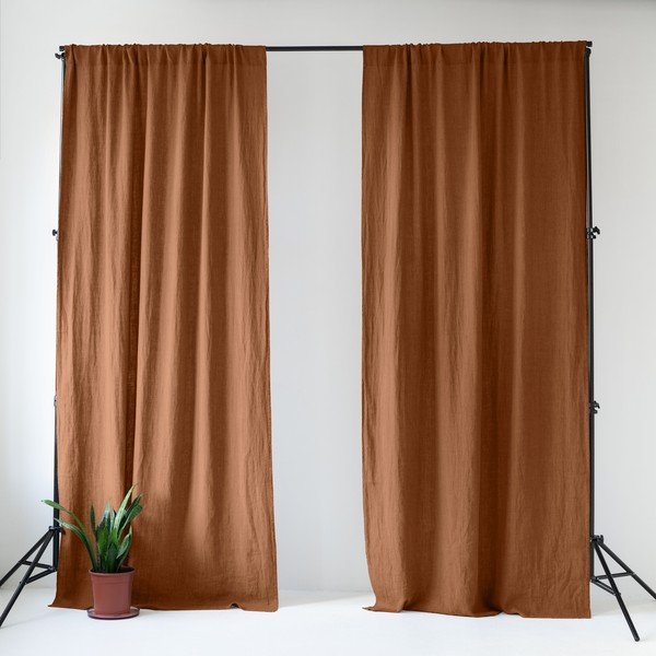 Brūns lina aizkars 140x300 cm Hazelnut – Linen Tales