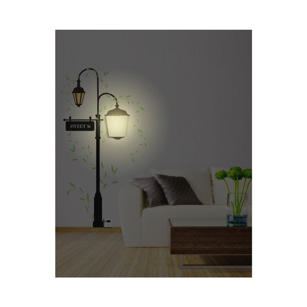 Sienas lampa ar uzlīmi Mauro Ferretti Street-image-3