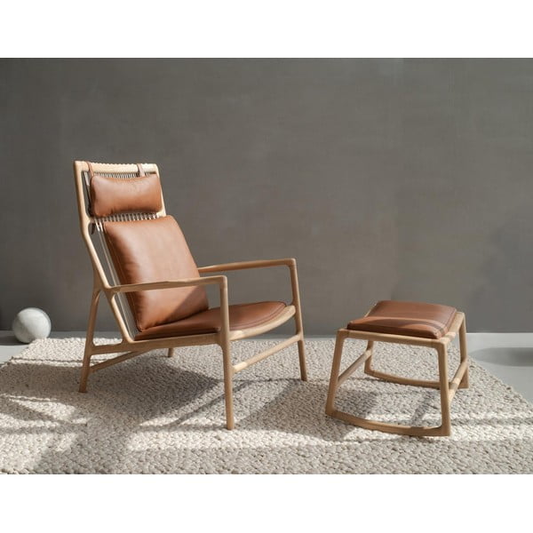 Kāju soliņš ar ozola masīvkoka konstrukciju un brūnas bifeļu ādas detaļām Gazzda Dedo-image-1