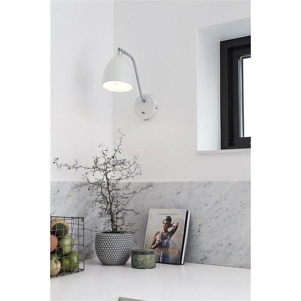 Balta sienas lampa Markslöjd Fredrikshamn-image-1