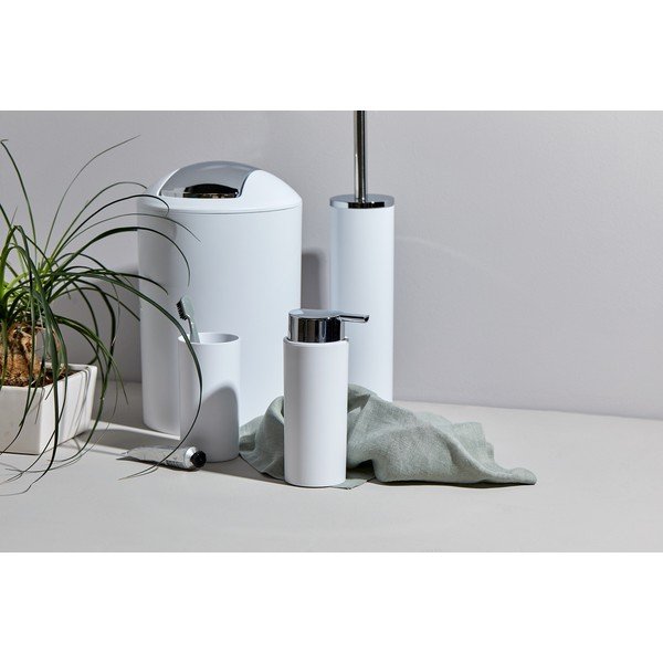 Balts plastmasas vannas istabas piederumu komplekts Calvo – Wenko-image-1