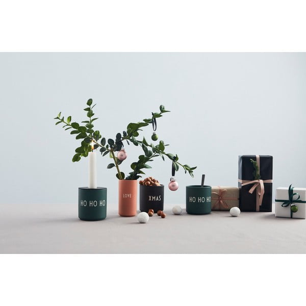 Tumši zaļa porcelāna krūze Design Letters Favorite Ho Ho Ho-image-3