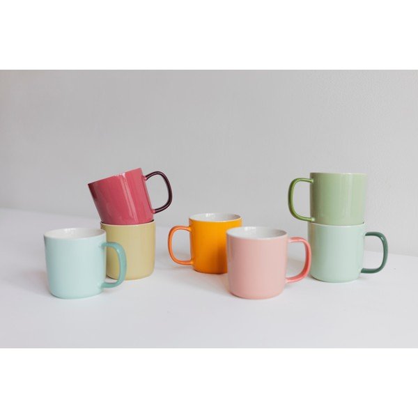Zaļa krūze no sintētiskā kaula porcelāna 370 ml Mae – ONA-image-3