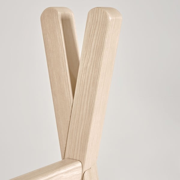 Dabīga toņa dižskābarža masīvkoka bērnu drēbju pakaramais 99x148 cm Maralis – Kave Home-image-4