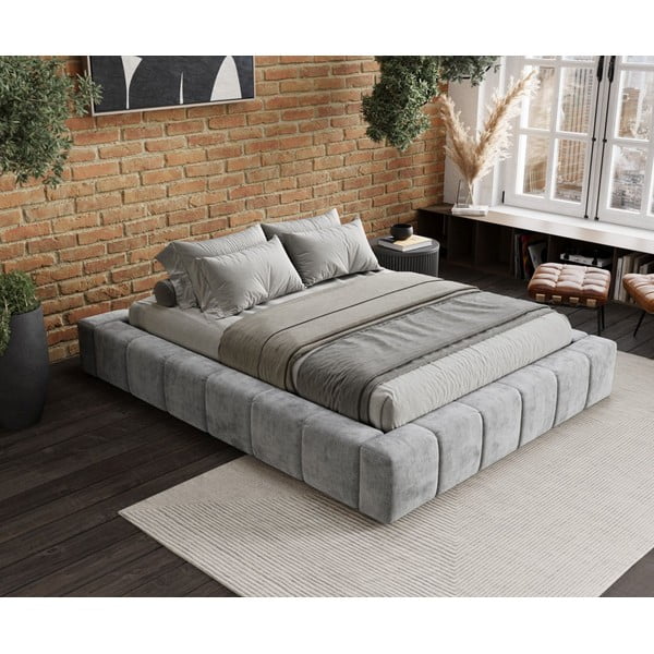 Gaiši pelēka polsterēta divvietīga gulta ar veļas kasti un redelēm 180x200 cm Aruba L – Maison de Rêve-image-1