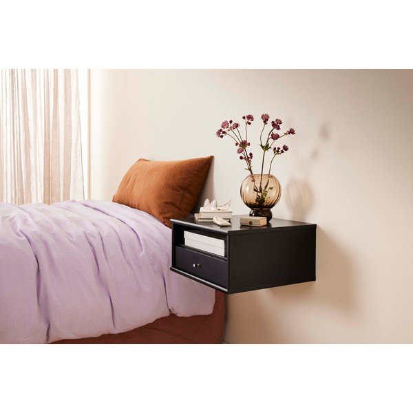 Melns piekaramais naktsgaldiņš ar plauktiem Mistral – Hammel Furniture-image-1