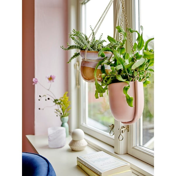 Metāla piekarināms un pie sienas liekams puķu poda apvalks Kati – Bloomingville-image-2