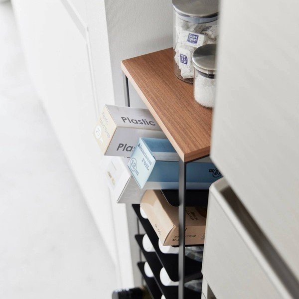 Melns metāla vīna plaukts pudeļu skaits 16 20x88,5x19 cm Tower – YAMAZAKI-image-2