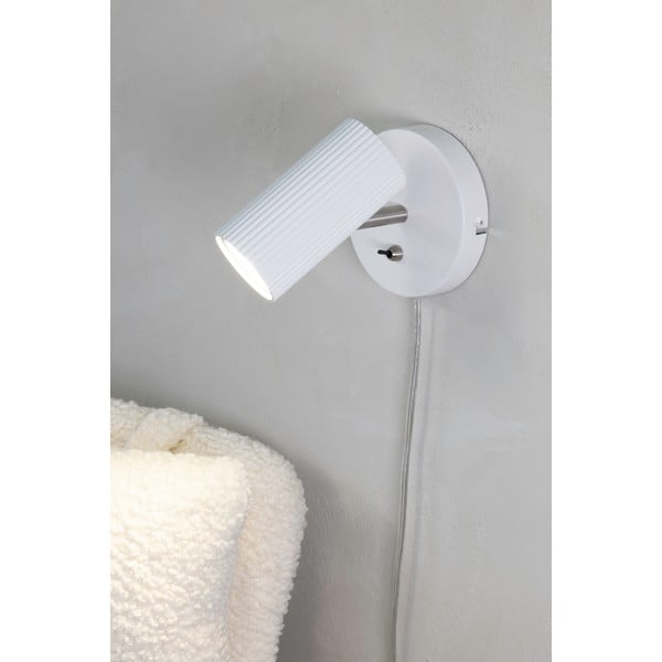 Balta sienas lampa Costilla – Markslöjd-image-1