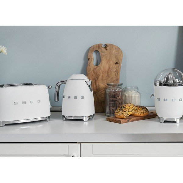 Matēti balta elektriskā tējkanna 1,7 l 50's Retro Style – SMEG-image-1