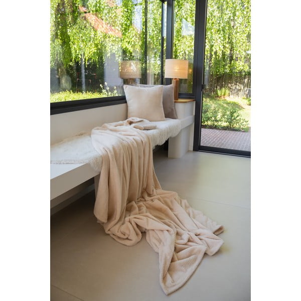 Ziloņkaula krāsas mikroplīša pleds 150x200 cm Pippa – Tiseco Home Studio-image-4