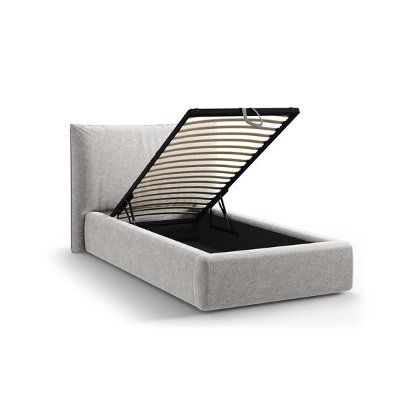 Gaiši pelēka polsterēta vienvietīga gulta ar veļas kasti un redelēm 90x200 cm Kaelle – Micadoni -image-1