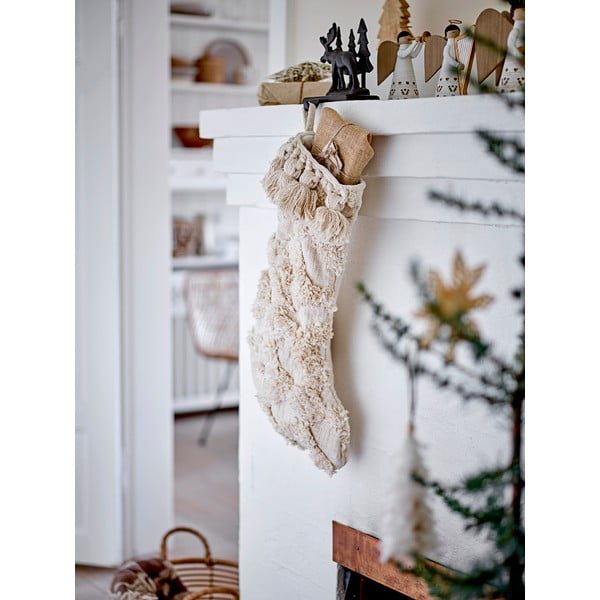 Polirezīna svečturi ar Ziemassvētku motīvu (4 gab.) Abba – Bloomingville-image-2