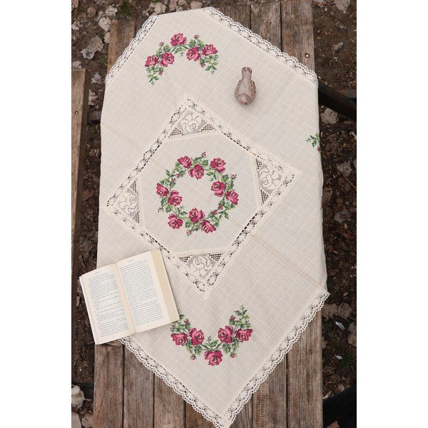 Kokvilnas galdauts 100x100 cm Cross – Oyo Concept