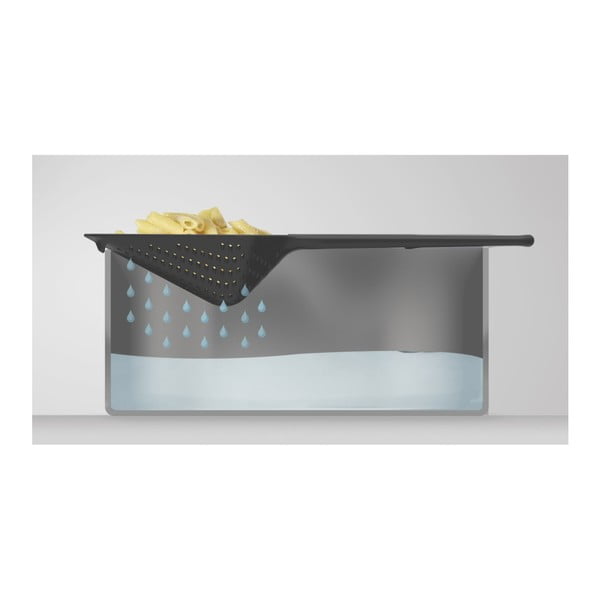 Melna karote ar sietu Joseph Joseph Scoop-image-2