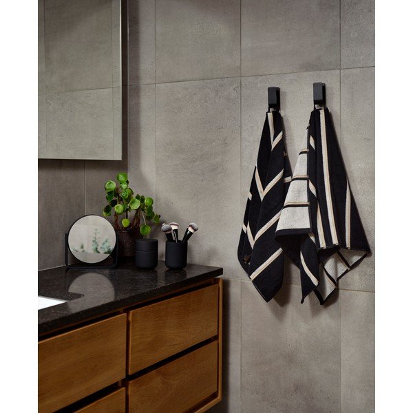 Melns/gaiši pelēks kokvilnas dvielis 50x100 cm Sauna – Zone-image-2