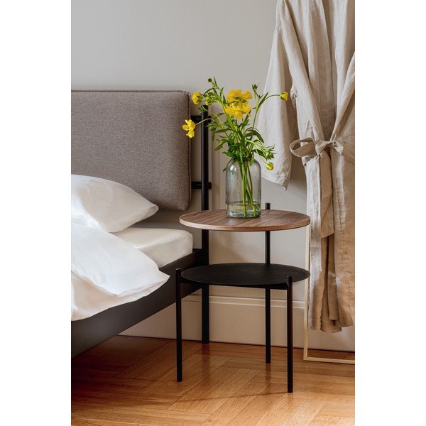 Melns/tumša dabīga toņa naktsskapītis ar valrieksta koka imitācijas galda virsmu Tu – noo.ma-image-4