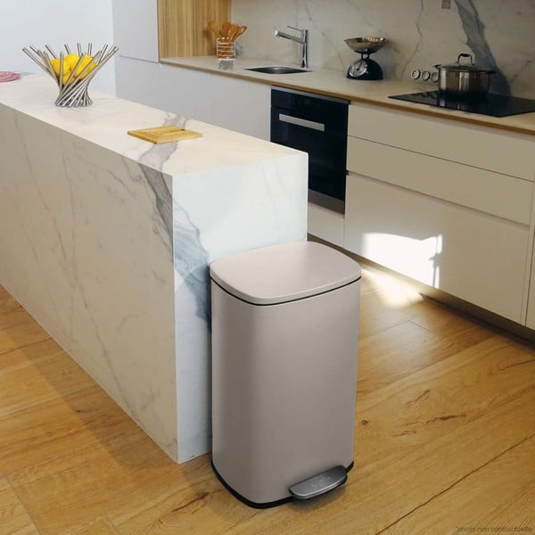 Pelēkbrūna tērauda atkritumu tvertne ar pedāli 50 l   Akira – Spirella-image-1