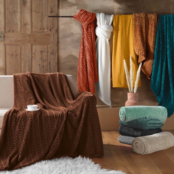 Zaļš gultas pārklājs no mikroflaneļa 180x220 cm Arya – douceur d'intérieur-image-3