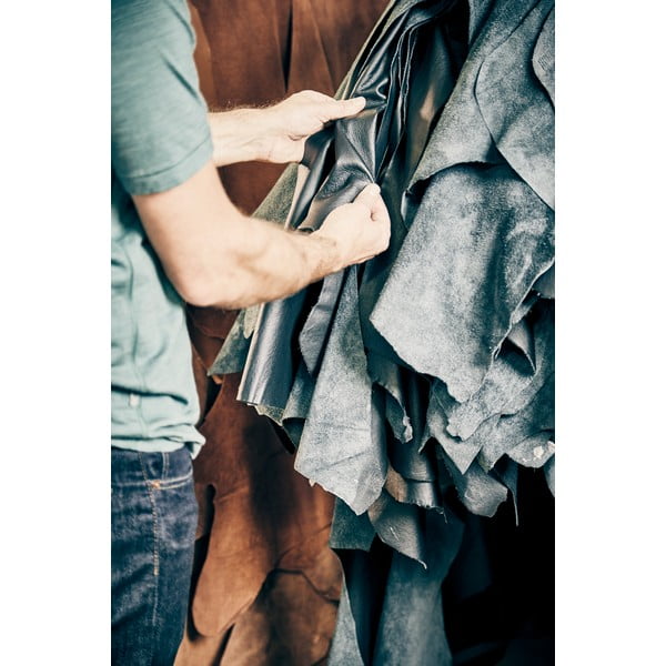 Ādas ēdamistabas krēsls Frida – Hammel Furniture-image-3