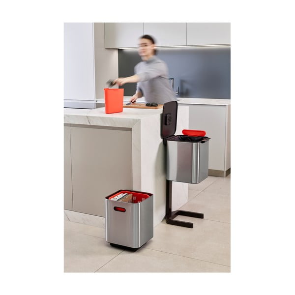 Sudraba krāsas atkritumu šķirošanas tērauda atkritumu tvertne 40 l Totem Compact – Joseph Joseph-image-4