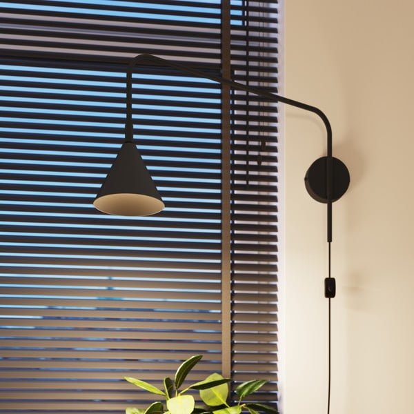 Melna sienas lampa ar vadu Zylo – Sollux-image-3