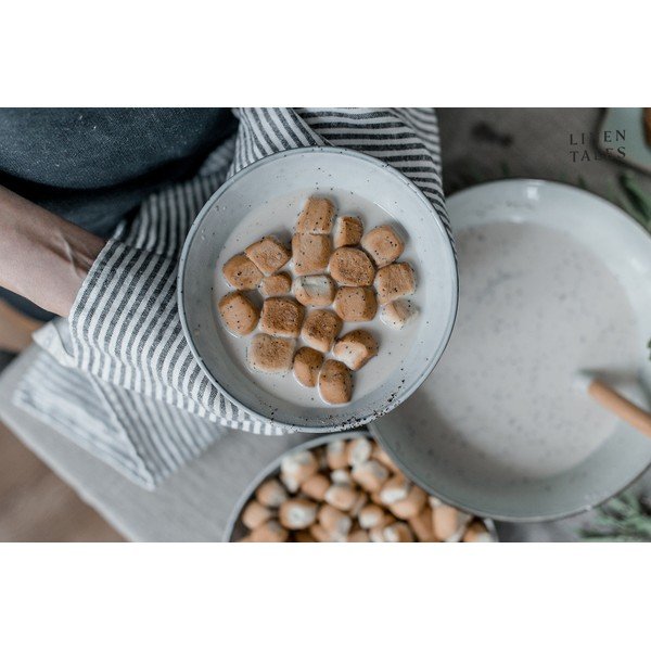 Lina trauku dvielis 45x65 cm Thin Black Stripes – Linen Tales-image-3