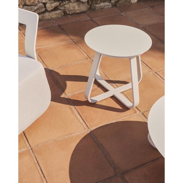 Metāla apaļš dārza galdiņš ø 48 cm Tamaris – Kave Home-image-1