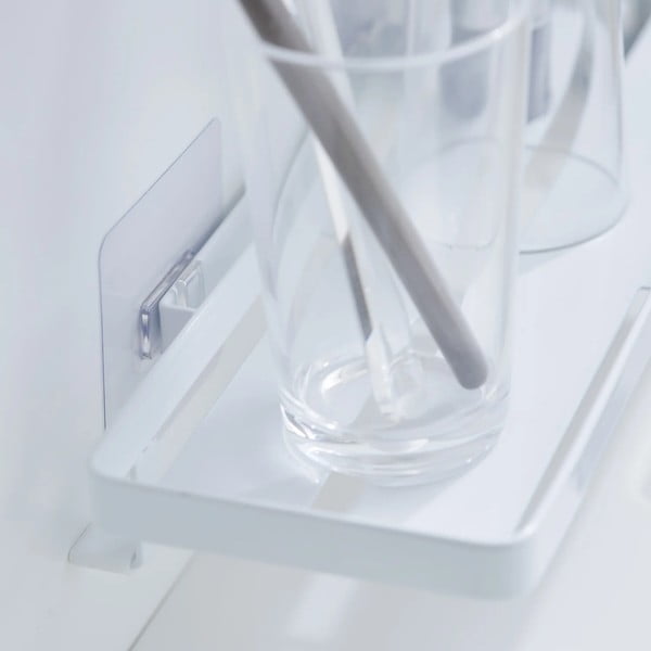 Matēti balts tērauda vannas istabas plaukts ar uzstādīšanu bez urbšanas Film Hook – YAMAZAKI-image-4