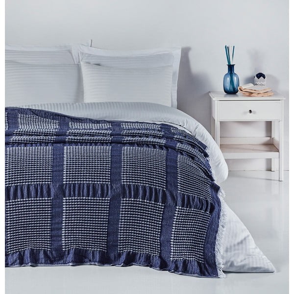 Tumši zils kokvilnas gultas pārklājs 230x250 cm Waffle – Mijolnir