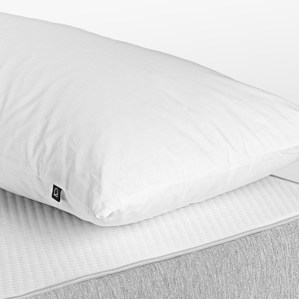 Balts spilvena pildījums Kave Home Nyla, 80 x 40 cm-image-1