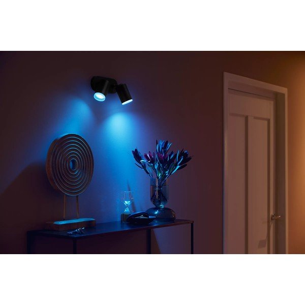 Viedā prožektora tipa lampa ar GU10 spuldžu ietveri 6 W Fugato – Philips Hue-image-1