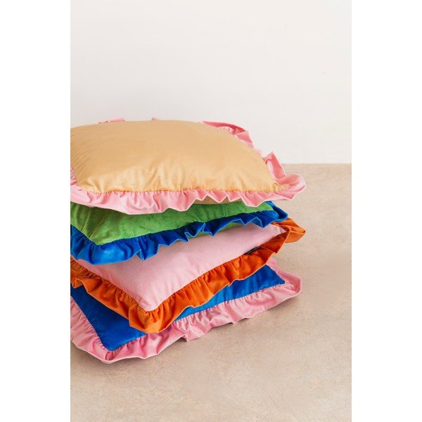 Samta dekoratīvais spilvens 55x55 cm – Really Nice Things-image-1