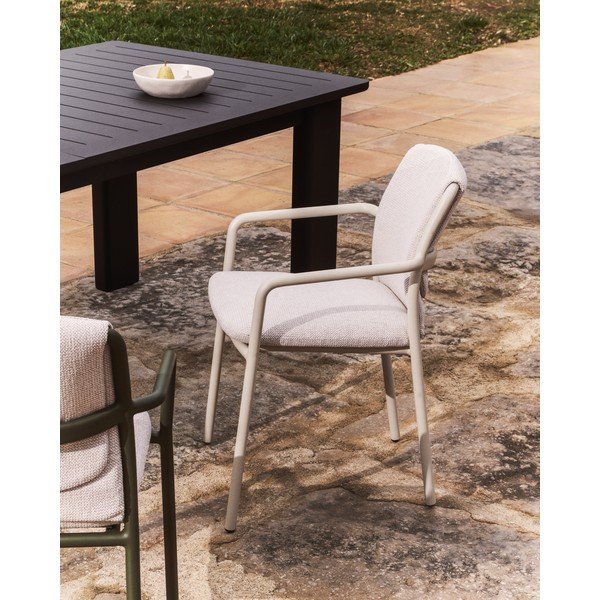Bēšs polsterēts dārza krēsls Linosa – Kave Home-image-1