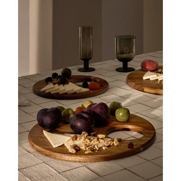 Koka griešanas dēlis pasniegšanai ø 36 cm Klot – Kave Home-image-1