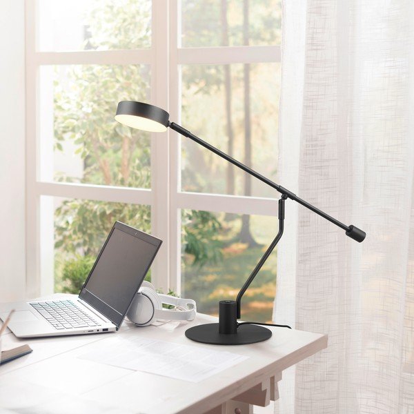 Matēti melna LED galda lampa ar saliekamu konstrukciju (augstums 64 cm) Manduro – Trio-image-1