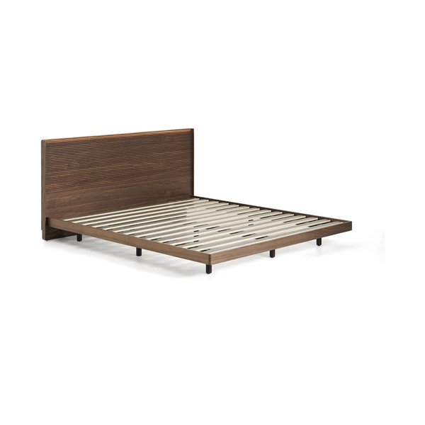 Brūna bērza masīvkoka divvietīga gulta ar redelēm 180x200 cm Norlen – Kave Home